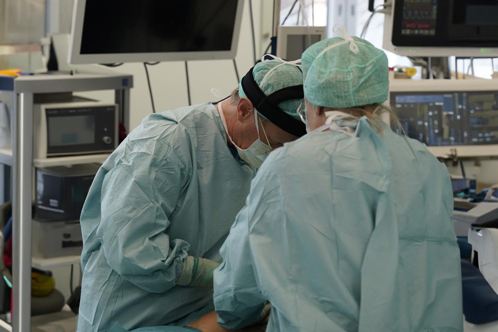 Under operation på kliniken